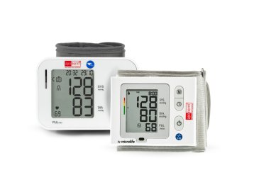 Zwei verschiedene Blutdruck-Handgelenkgeräte von Aponorm.